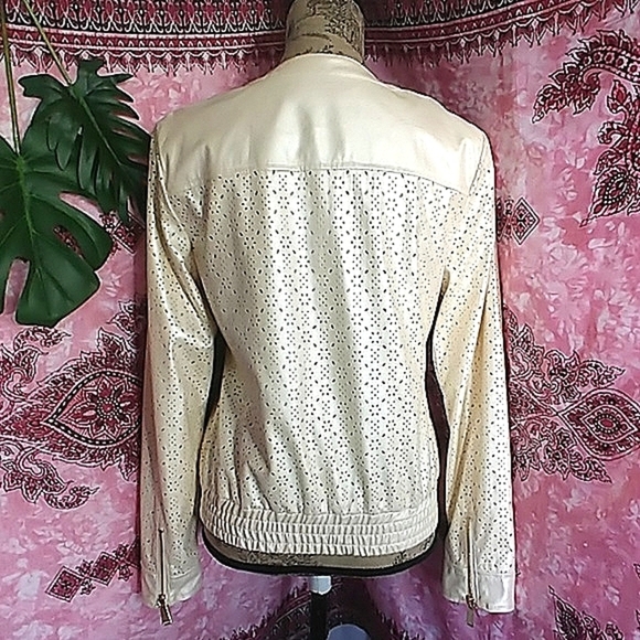 Peck & Peck Laser Cut Faux Leather Zipper Jacket - Picture 4 of 7